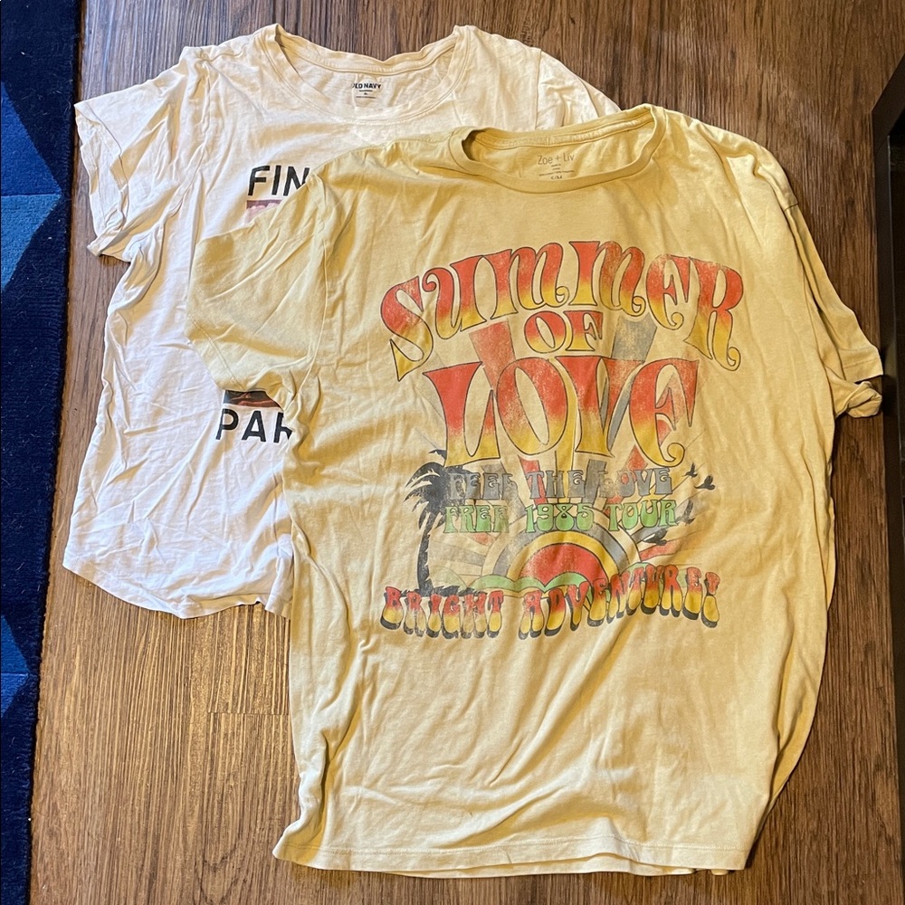 Zoe + Liv summer of love Yellow Graphic Tee and old navy XL find your paradise